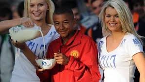 Nama di jersey messi, diidolakan. Mr Steal Yo Girl Jesse Lingard 9gag