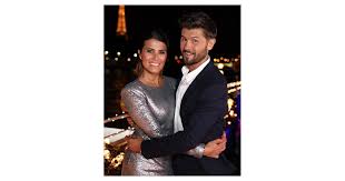 Dix jours après son mariage somptueux avec le footballeur yoann gourcuff dans le sud de la france, la coanimatrice de danse avec les stars (tf1) au. Karine Ferri Jeune Mariee Divine Pour Sa Premiere Apparition Post Mariage Purepeople