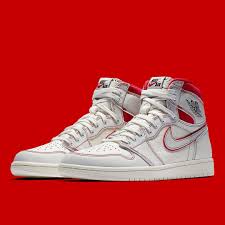 Jordan Retro 1 High Og University Red Black White Sneaker News Di Instagram Another One The Air Jordan 1 Retro High Og Phantom Drops On 3 16 For A Detailed Look T Air Jordans Jordan 1 Retro High Sneakers