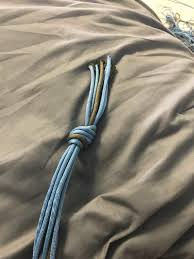 The following image tutorial will show you how to do the braid properly, but i would like to offer a tip of my own Diy Paracord Reins Equestrian Amino