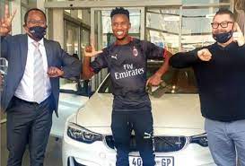 However, he has topped most of the social media sites for the past week for a different reason, themba ntuli wedding. Themba Zwane To Spoil Himself With A Luxury Bmw