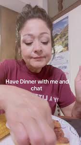 Eat dinner with me and chat #mukbang #chat #foodtok #foodtiktok #foodt...