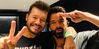 Gracias por este @cantando2020 a todos mis compañeros de @laflia_ok , a los excelentes. Marcelo Tinelli Le Dedico Un Conmovedor Mensaje A Ricky Martin Te Amo Power Parana 93 9