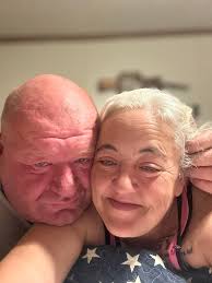 Just curious men and women who is close to Missouri.