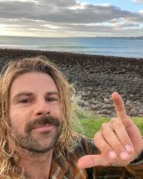 Dave Boss (@surfing_every_dave) • Instagram photos and videos