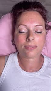 This before and after hyperrealism combo brow is EVERYTHING! Shout out to  the clients how refer their friends and family to me. I just love you guys  so much and I’m beyond grateful for each of you for ...