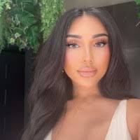 40+ "Farnaz" profiles