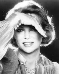 Louise FLETCHER : Biography and movies