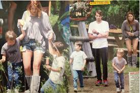 Vivo momenti di grande angoscia. Barbara Berlusconi In Vacanza Con I Figli Mamme Moda Bambini Famiglia E Gossip Bimbochic