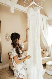 Behind The Scenes Of My Wedding Day Halfway Hippie Com My Wedding Day Wedding My Wedding