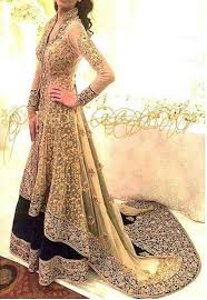 Oh God Want To Marry To See This Beautiful Pakistani Long Tail Handmade Embroiderd Gown Whi Pakistani Bridal Dresses Indian Wedding Dress Modern Bridal Dresses