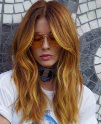 70s Vibes Are Taking Over Haircut Trends This Summer The Styles Are So Cool Carefree Trending Haircuts Long Hair Styles Hair Styles