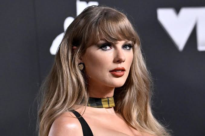 Lawsuit says Taylor Swift's 'Showgirl' pose comes too close to the work of  a real one