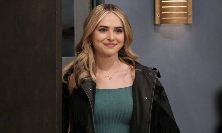 Ashley Puzemis Addresses Her Exit as Holly Jonas on 'Days of our Lives' -  Michael Fairman TV