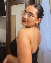 Melissa Juarez's Instagram, Twitter & Facebook