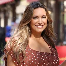 Kelly brook for ok magazine, may 2021. Kelly Brook At Home Living In A 15th Century Farmhouse In Kent