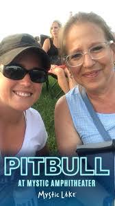 Sarah Klug's Instagram, Twitter & Facebook