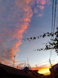 Wallpaper pemandangan sunset dunia yang berkembang lebih modern ini untuk hp sudah sangat luas sekali serta sasaran penjualannya yaitu anak. Dony Setiawan Auf Twitter Memasuki Bulan2nya Warna Langit Tiap Sunset Sunrise Lg Bagus Nih Kalo Mau Hunting Sunset Sunrise Udah Paling Cakep Di Bulan Desember Februari Ini Tiap Pagi Atau Sore Coba Aja