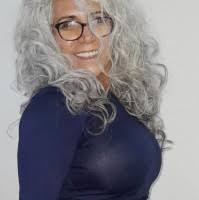 9 "Debora Luna" profiles