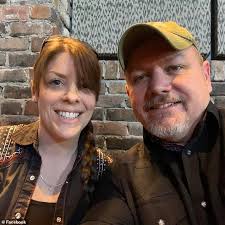 Owners of iconic restaurant are busted after 'threatening to kill  customers' in Wild West-style duel over wait times