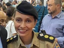 Pela primeira vez na história o 24° BPM em Varginha será comandado por uma  mulher; conheça a Tenente-Coronel Bianca