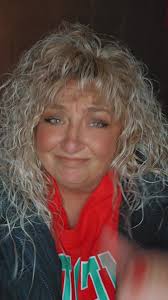 Leann Morgan I Can Get A Purse Out of That