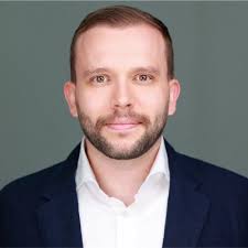 The comments are CRACKING.