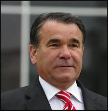 Former Saints chairman and leading businessman Leon Crouch loses licence  over drink driving