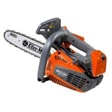 Parlando del 1996 come dell'anno che ha ucciso il genere action costoso, ho elencato le bassissime cifre incassate da grandi filmoni di serie a durante il loro primo weekend di. Motoseghe