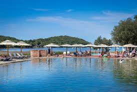 Rovinj eine der populärsten touristischen urlaubsziele nicht nur in kroatien sondern auch auf internationaler ebene ist die stadt rovinj der romatischste platz an der adria. Val Saline Camping Rovinj Official Webpage