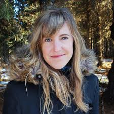 Miranda Weiss's Instagram, Twitter & Facebook