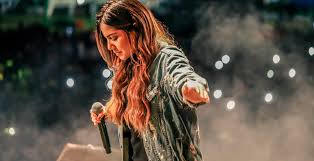Ouça a música atos 2 da cantora de música cristã gabriela rocha, confira agora mesmo este lindo louvor para você adorar ao senhor. Gabriela Rocha Atos 2