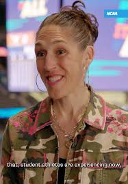 The championship experience that @ESPN analyst Rebecca Lobo had at @UConn  Huskies shaped her as a person and in her career