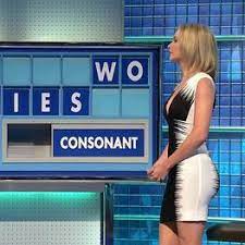 8 out of 10 cats host jimmy carr hosts the series, with rachel riley and susie dent assuming their countdown roles, and sean lock and jon richardson as team captains. W Nkforrachel