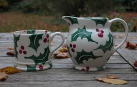 Emma Bridgewater Old Holly For Christmas Emma Bridgewater Christmas Mugs Cozy Christmas