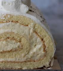 Buche Patissiere A La Vanille Facile Allo Astuces 0 Patissiere Creme Patissiere Vanille Buche De Noel Creme Patissiere