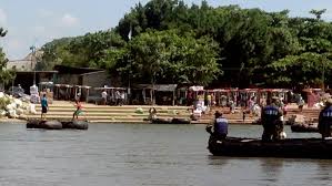 Sep 20, 2020 · para los balseros la apertura de la frontera de guatemala con méxico ayudará a reactivar la economía en ciudad hidalgo debido a que comerciantes del vecino país se surten de mercancía de todo. La Porosa Frontera Entre Mexico Y Guatemala Que Permitio El Ingreso De Miles De Migrantes Hondurenos Rt