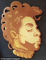 Flapjack artist Daniel 'Dr. Dan' Drake creates incredible pancake shaped  like Brangelina