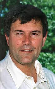 n Huldeblyk aan Douglas D'Barcayce Davis (4 Sept 1943