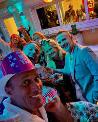 Throwback NYE ! One show with Lee Hardesty at Pic Paradis (thank you Tess  Helfer and Hugh for having us again)…..Another show with Fredo Lavocat at  the Dawg's house Mark Dumas (Thank