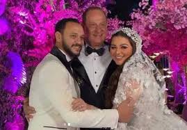 حسمت الفنانة الشابة هنادي مهنا، الجدل، بشأن أزمة تصريح والدها الموسيقار هاني مهنا، حول عدم دعوة ثلاثي المهرجانات حمو بيكا وحسن شاكوش وعمر كمال في حفل زفافها هي والفنان أحمد خالد صالح. Ù‡Ù†Ø§Ø¯ÙŠ Ù…Ù‡Ù†Ø§ ÙˆØ§Ø­Ù…Ø¯ Ø®Ø§Ù„Ø¯ ØµØ§Ù„Ø­ Ø­Ø¨ Ù„Ù„Ø£Ø¨Ø¯ Ù†Ù…Ø¨Ø±Ù¡ Ù†ÙŠÙˆØ² Number1news