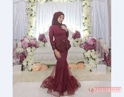 Jangan lupa untuk menggunakan model kebaya modern yang kekinian. 50 Top Baru Kebaya Duyung Modern 2020