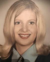 Susie Clark's Instagram, Twitter & Facebook