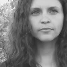 Amazon.com: Sue Britt Carrié de la Puente: books, biography, latest update