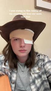 Note to self: tell my mom when I’m recording 😭 (also, we need to talk more  about what it’s like taking an eyepatch off after a con day. It’s so  trippy) #CarlGrimes #Cosplay #TWD #WalkingDead #AMC #FYP