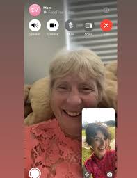 Dressed up as Sauvignon-Blanc-loving and Champagne-sipping Taylor Swift  fans for Halloween this year 😆 which doubled as the perfect Eras Tour  movie pre- and post-game situation 🥂 #sauvignonblancraces  #champagneproblems