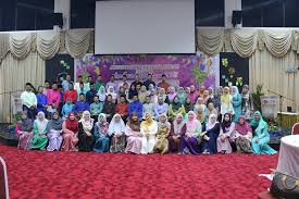 Yang ceria ini untuk meraikan majlis sambutan hari raya aidilfitri peringkat sekolah bagi tahun 2018. Img 8979 Sambutan Hari Raya Majlis Penghargaan Staf 2018 Fcee Utm Flickr