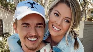 Katie Peterson's Instagram, Twitter & Facebook