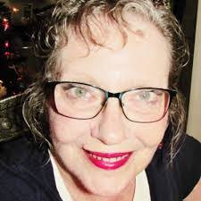 Nicole Lemley's Instagram, Twitter & Facebook