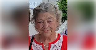 Diane Giddens's Instagram, Twitter & Facebook